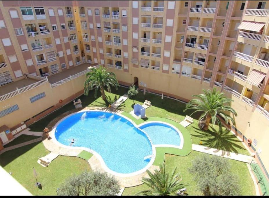 Nice Apartment Near The Park Torrevieja Exterior foto